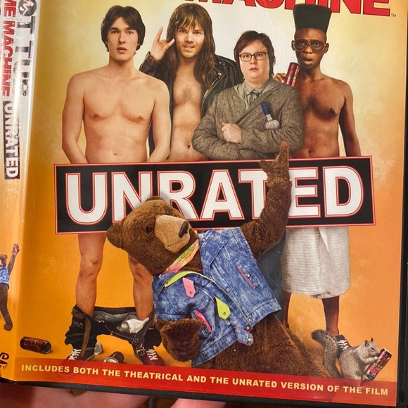 3 DVD movies - The Hangover (blu-ray), Pineapple Express, Hot Tub Time Machine - Picture 15 of 16